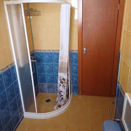 Guest house Guest Deva 3*