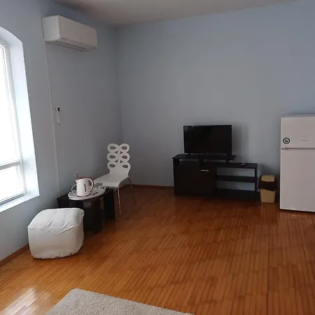 Guest house Guest Deva 3*